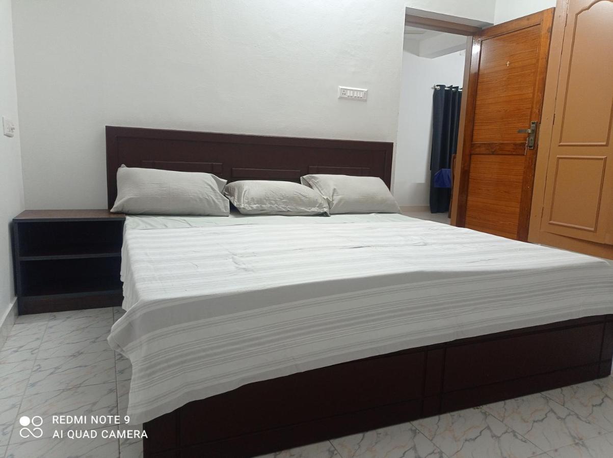 Fab House Apartment Thekkady Ngoại thất bức ảnh